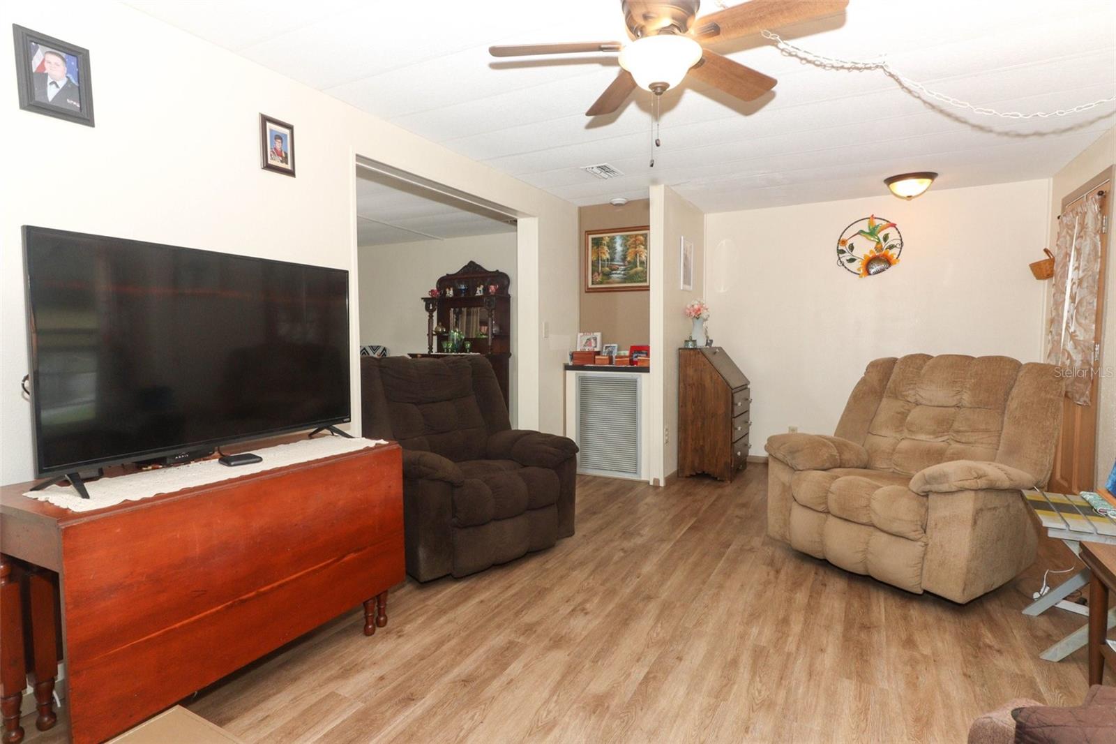 Image 7 of 68 For 411 Lavista