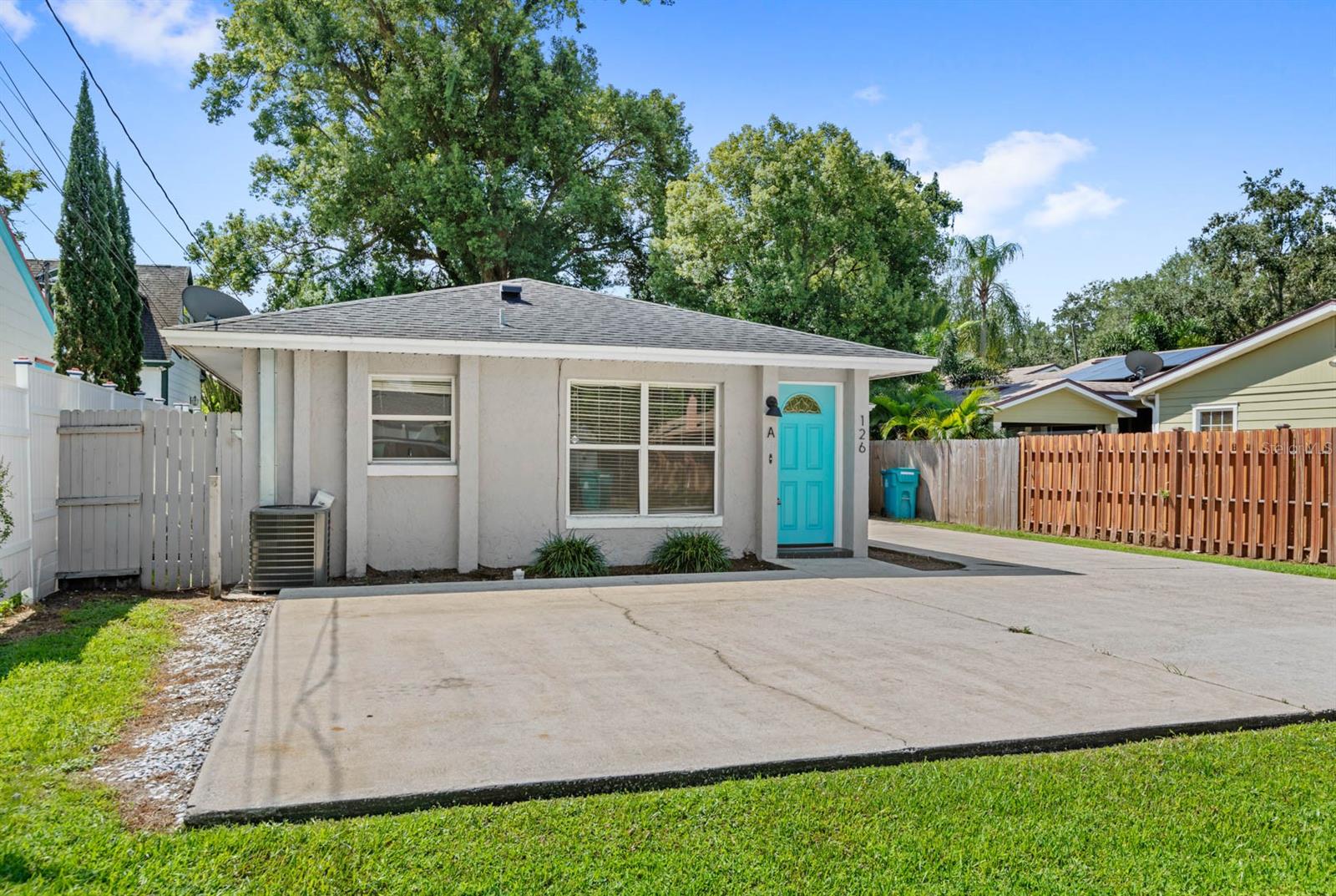 Image 3 of 24 For 126 Page Street B