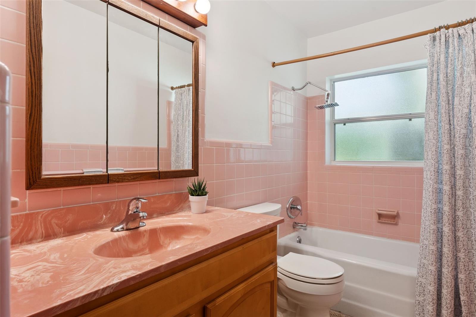 Image 25 of 42 For 3911 Waterfront Parkway