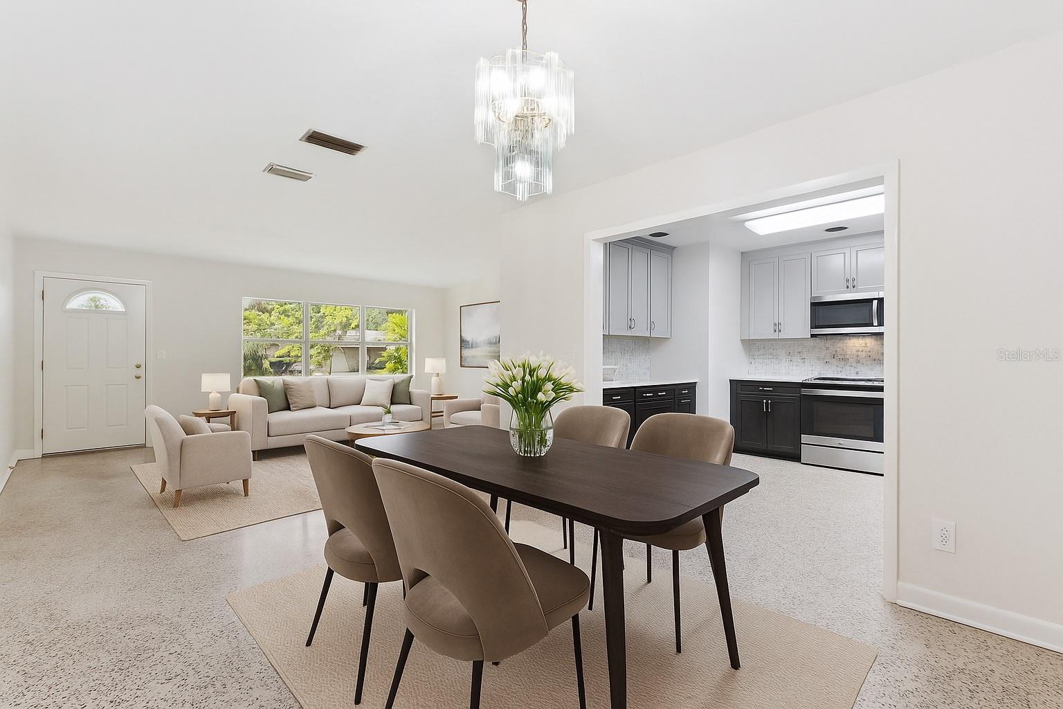 Image 3 of 42 For 3911 Waterfront Parkway