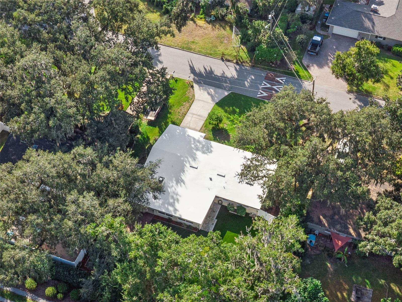 Image 35 of 42 For 3911 Waterfront Parkway