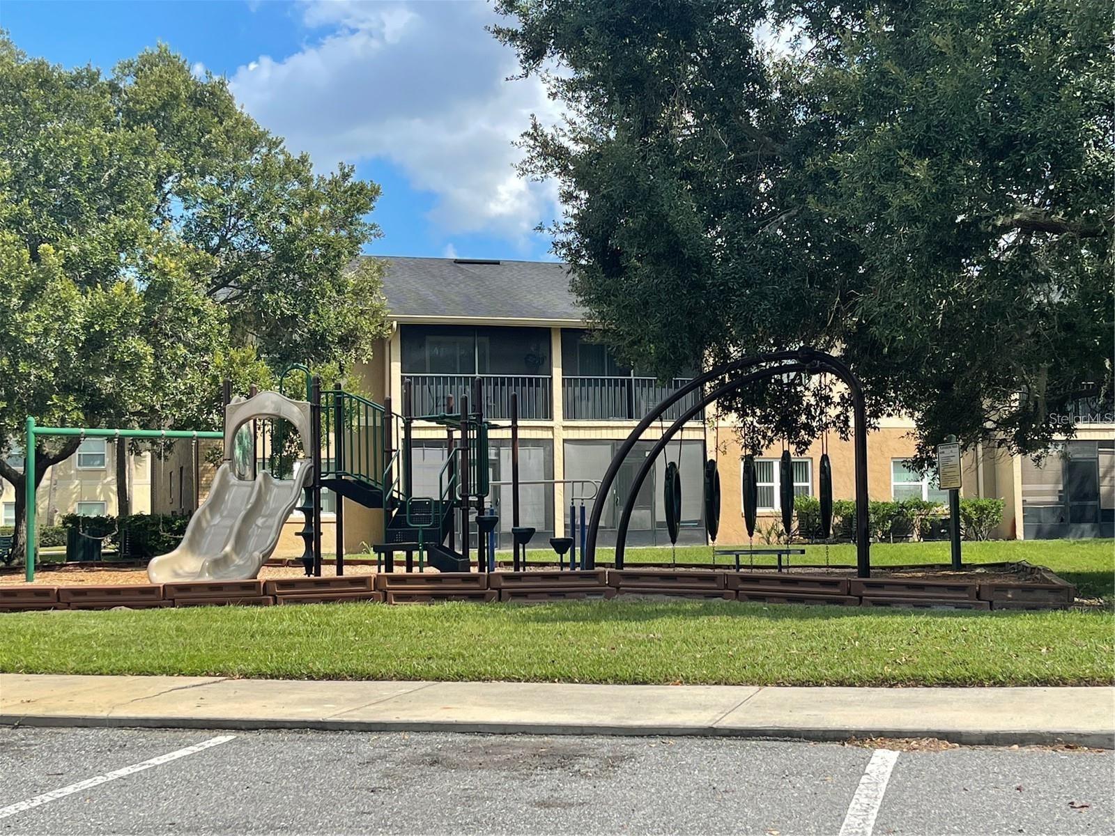 Image 12 of 13 For 9917 Sweepstakes Lane 8