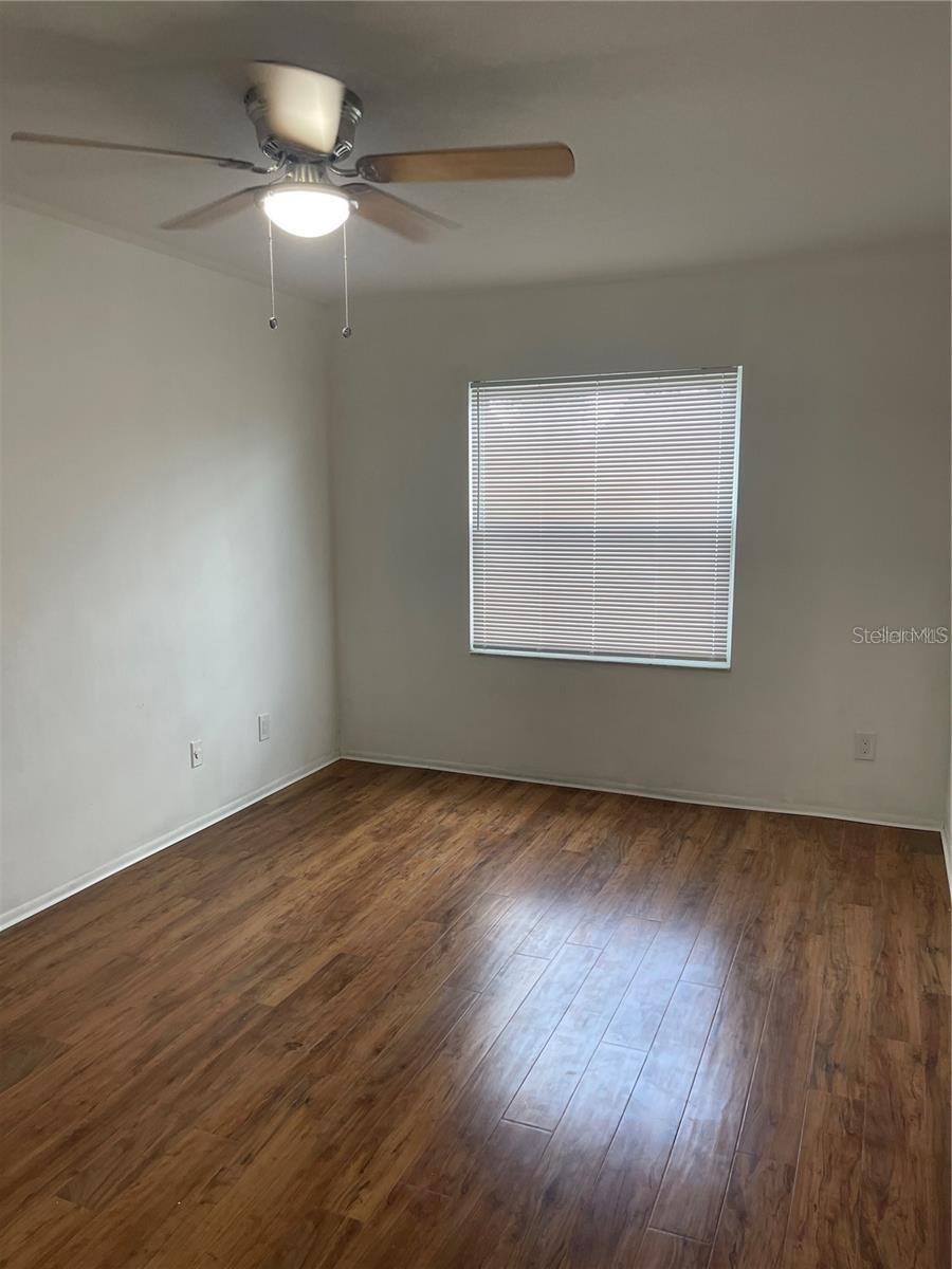 Image 9 of 13 For 9917 Sweepstakes Lane 8