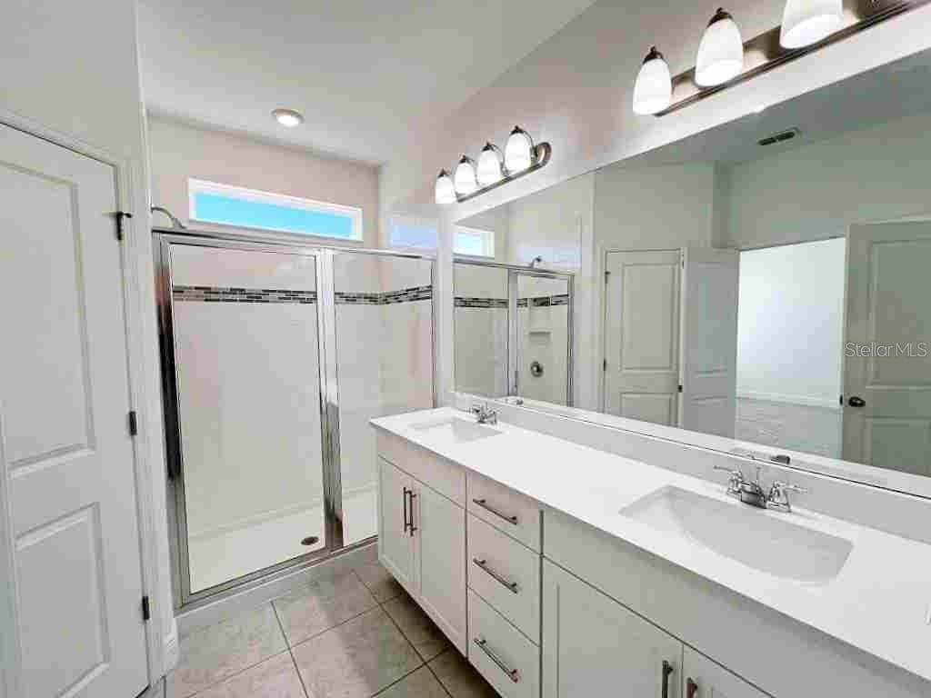 Image 12 of 27 For 10432 Austrina Oak Loop