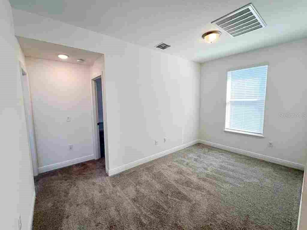 Image 19 of 27 For 10432 Austrina Oak Loop