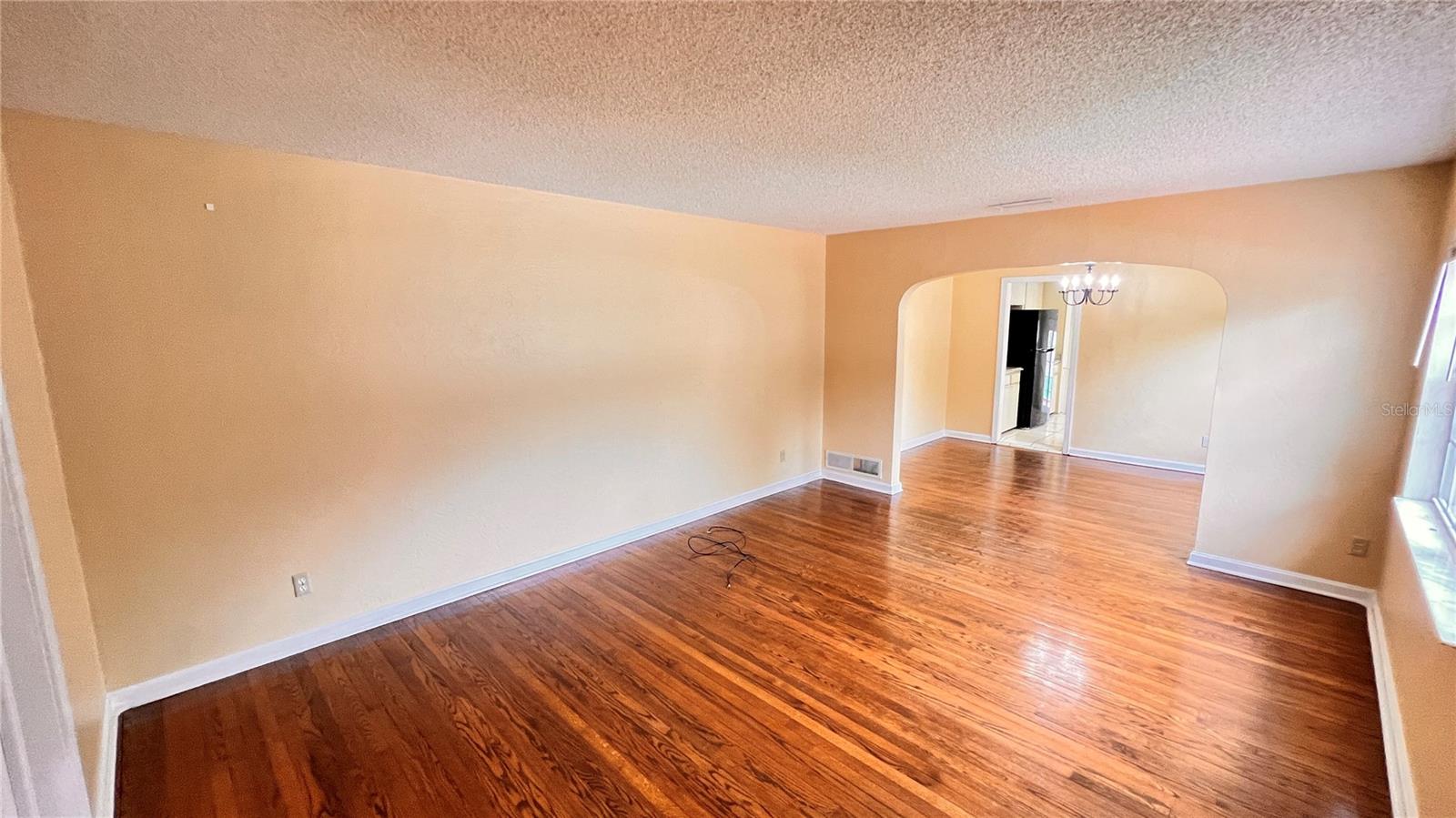 Image 25 of 42 For 1807 Park Avenue