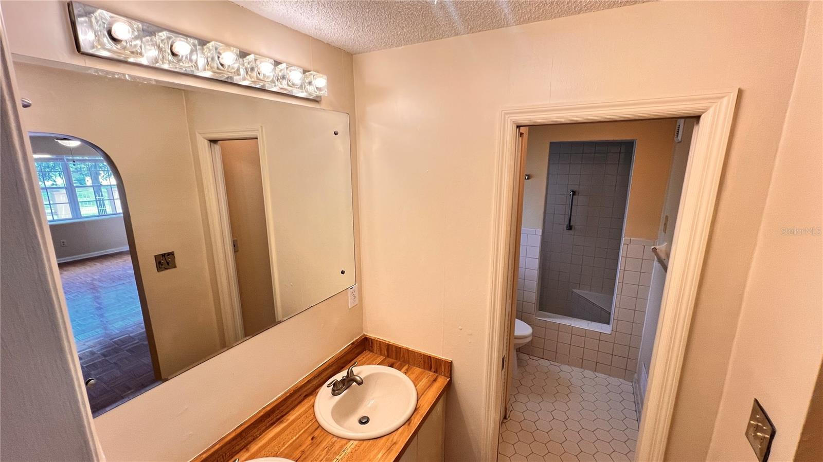 Image 30 of 42 For 1807 Park Avenue