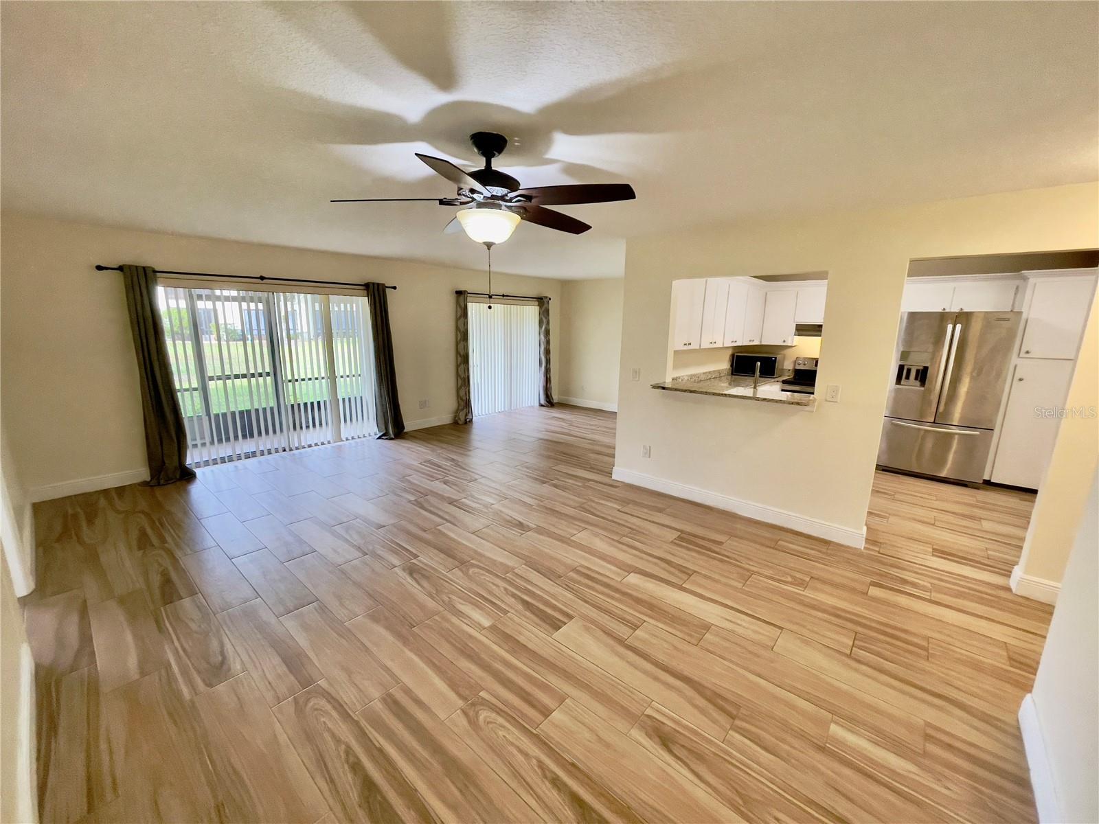 Image 12 of 27 For 600 Northern Way 1601