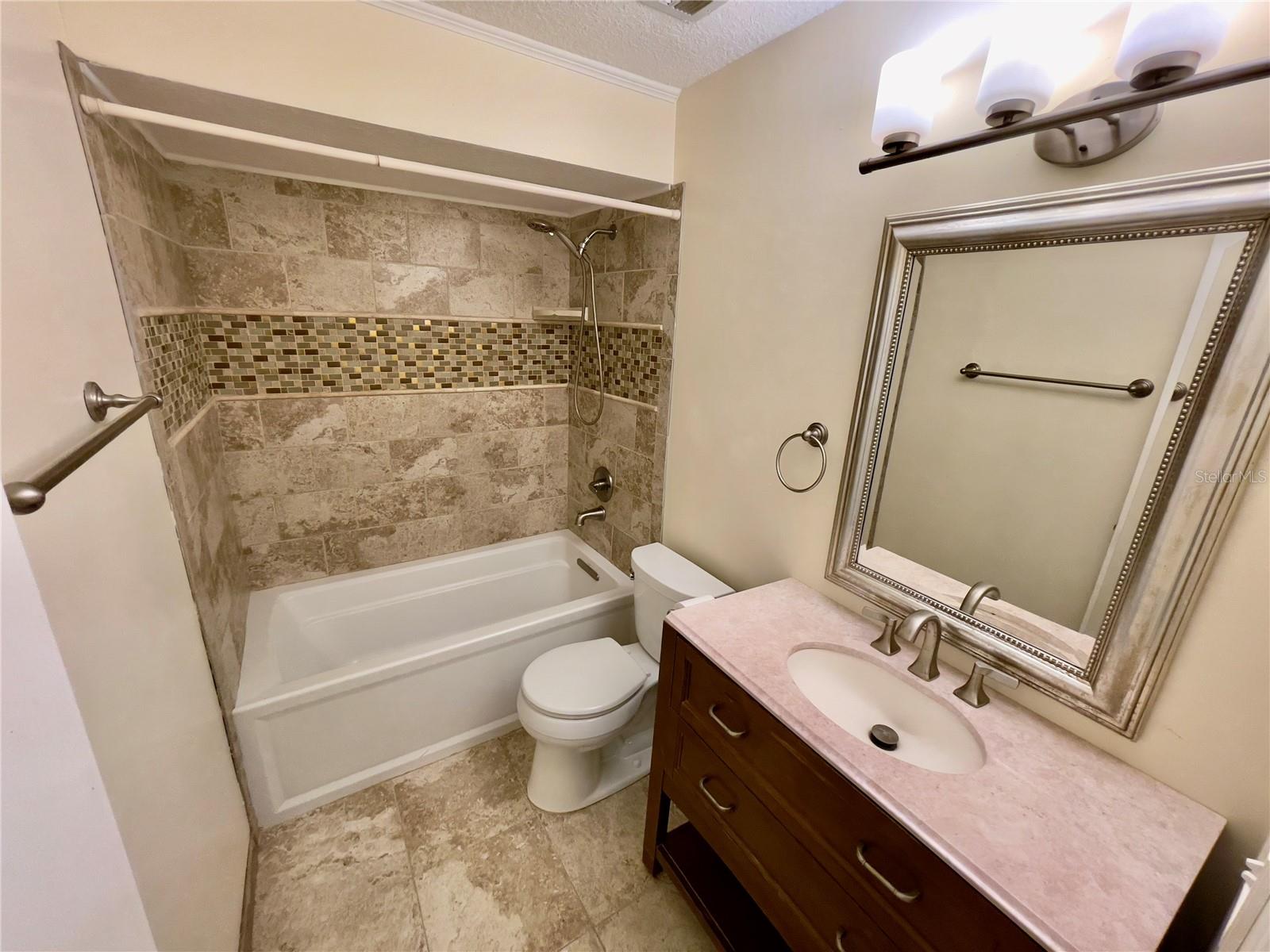 Image 26 of 27 For 600 Northern Way 1601