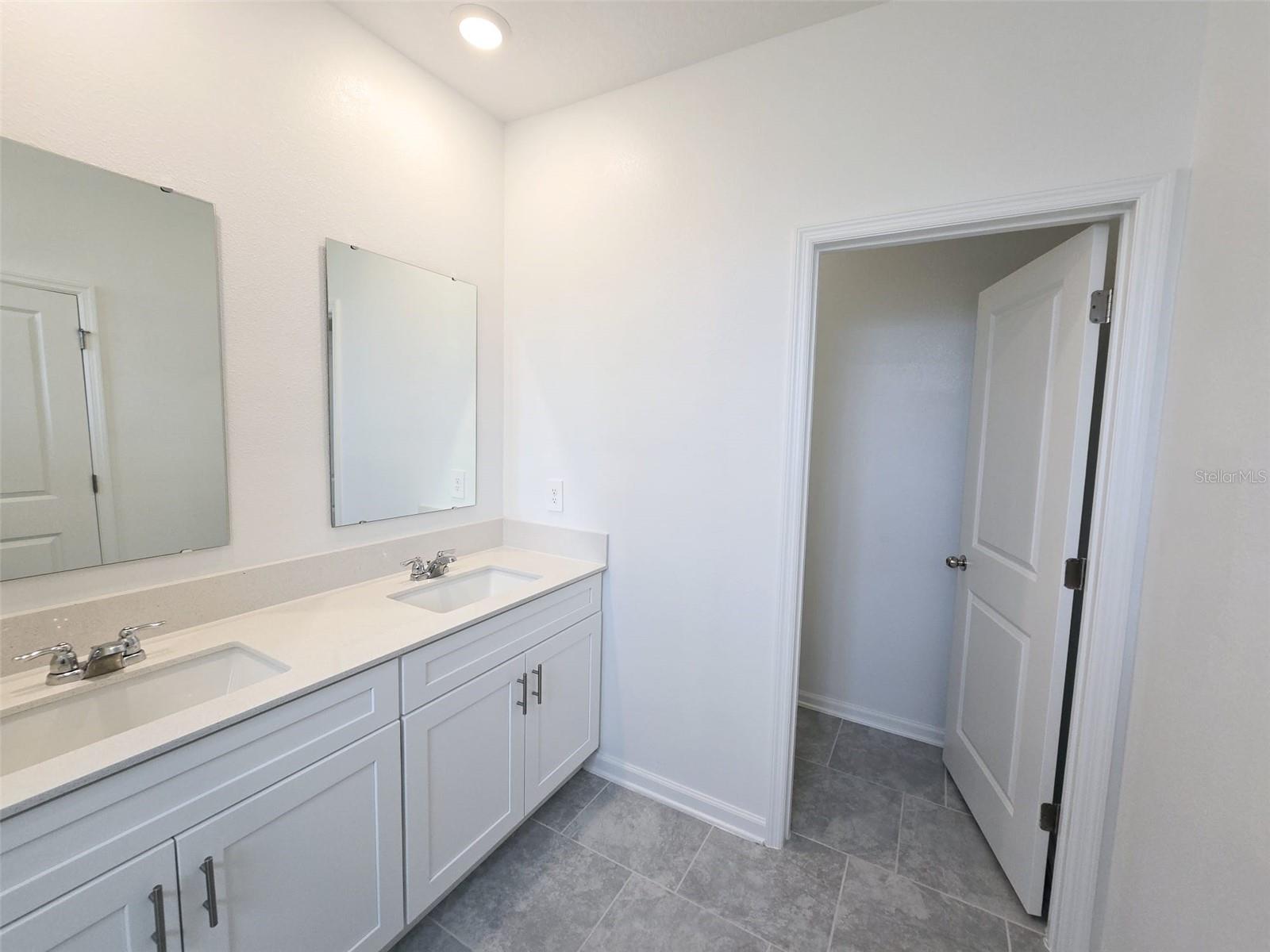 Image 16 of 35 For 7649 Stone Creek Trail