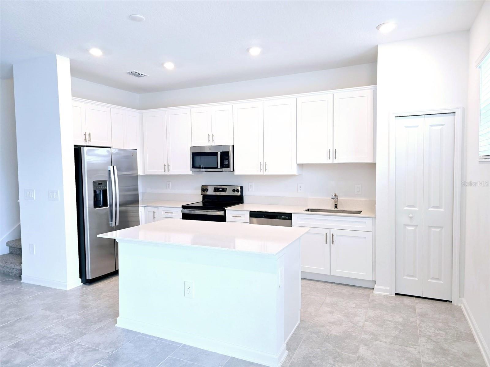 Image 7 of 35 For 7649 Stone Creek Trail