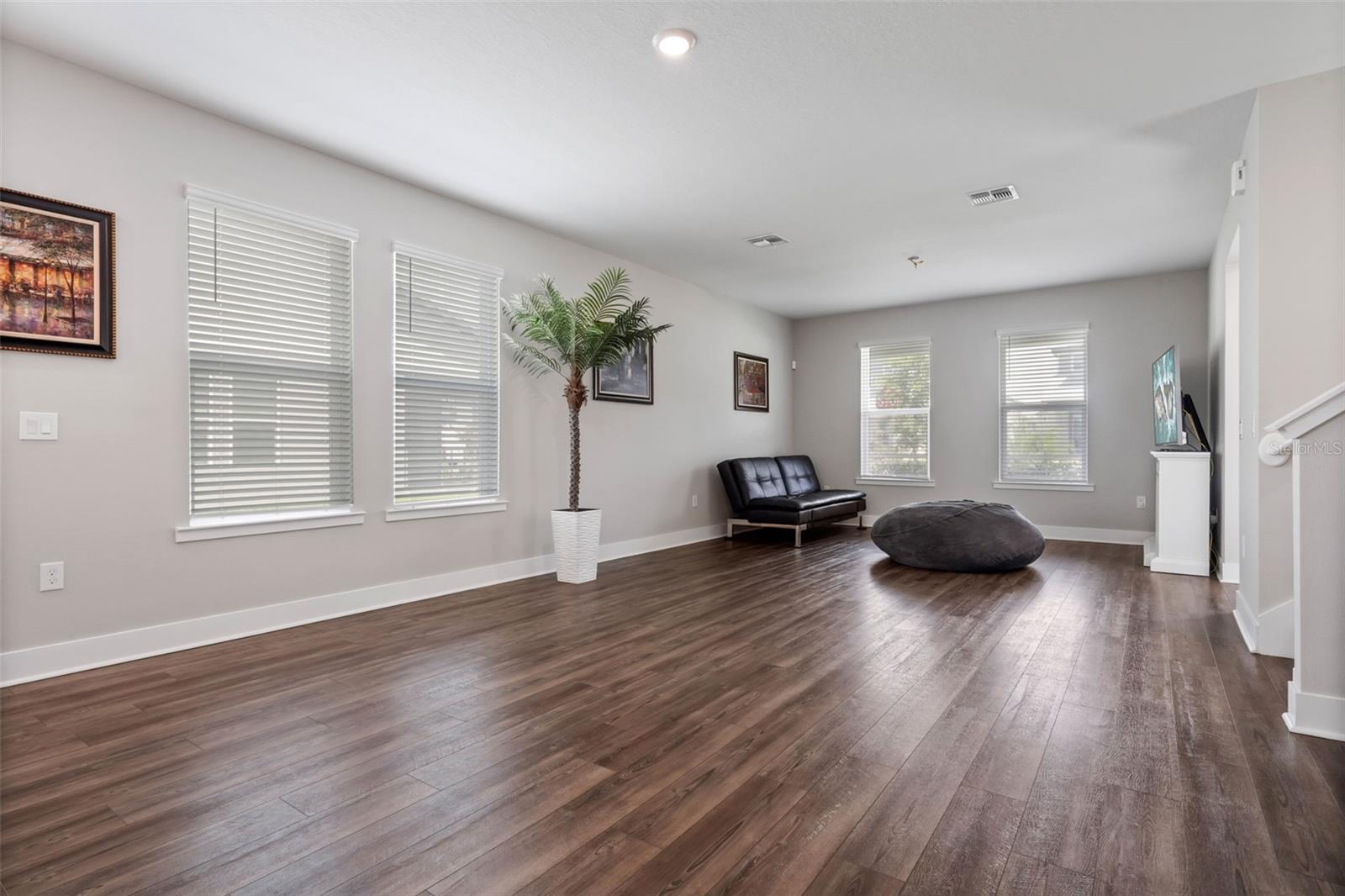 Image 10 of 35 For 14340 Braemar Street