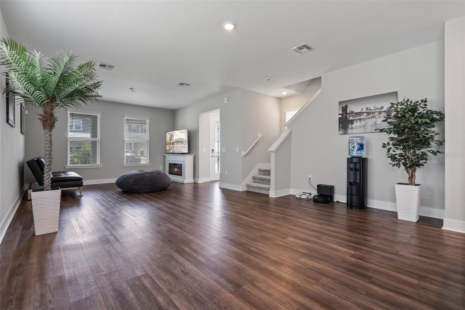 Image 11 of 35 For 14340 Braemar Street