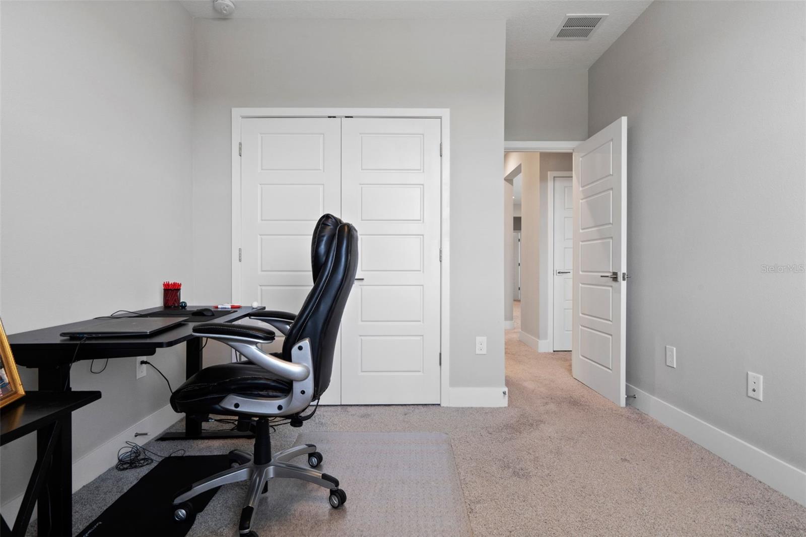 Image 20 of 35 For 14340 Braemar Street