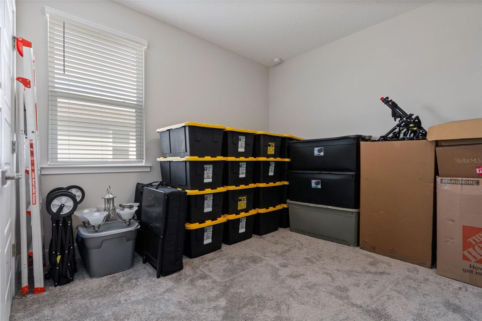 Image 21 of 35 For 14340 Braemar Street