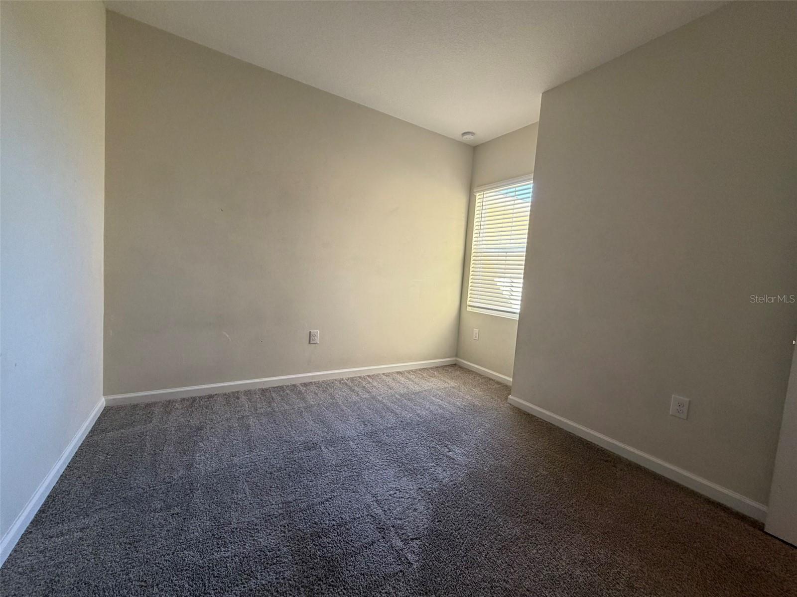 Image 12 of 34 For 9360 Tecumseh Drive