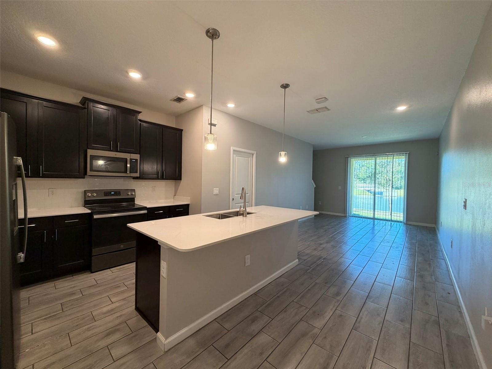 Image 3 of 34 For 9360 Tecumseh Drive