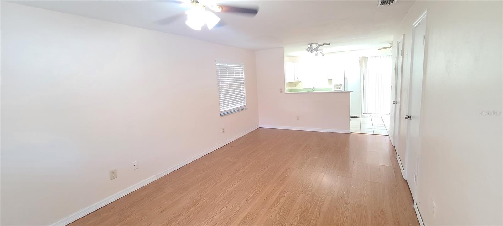 Image 10 of 34 For 980 Canal View Boulevard B1