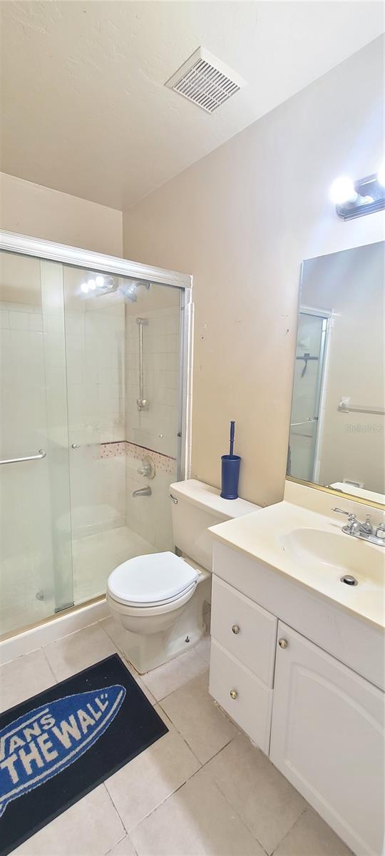 Image 17 of 34 For 980 Canal View Boulevard B1