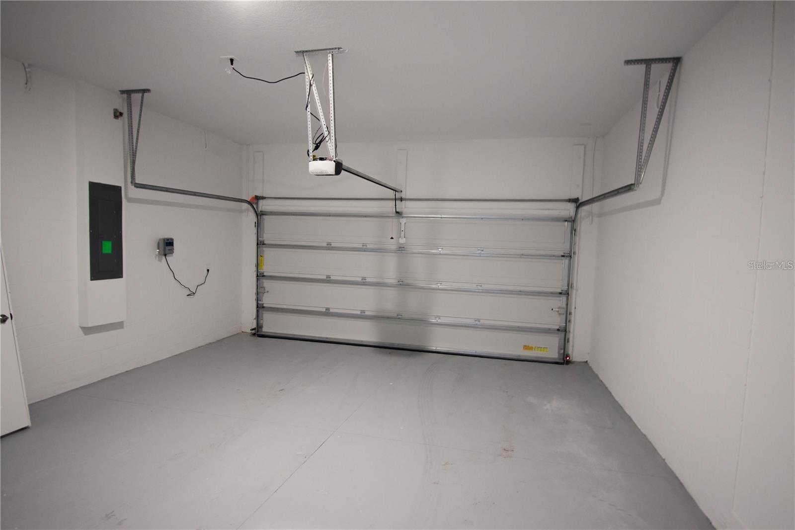 Image 15 of 43 For 10830 History Avenue