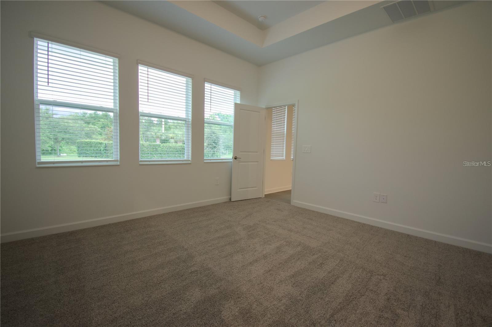 Image 19 of 43 For 10830 History Avenue