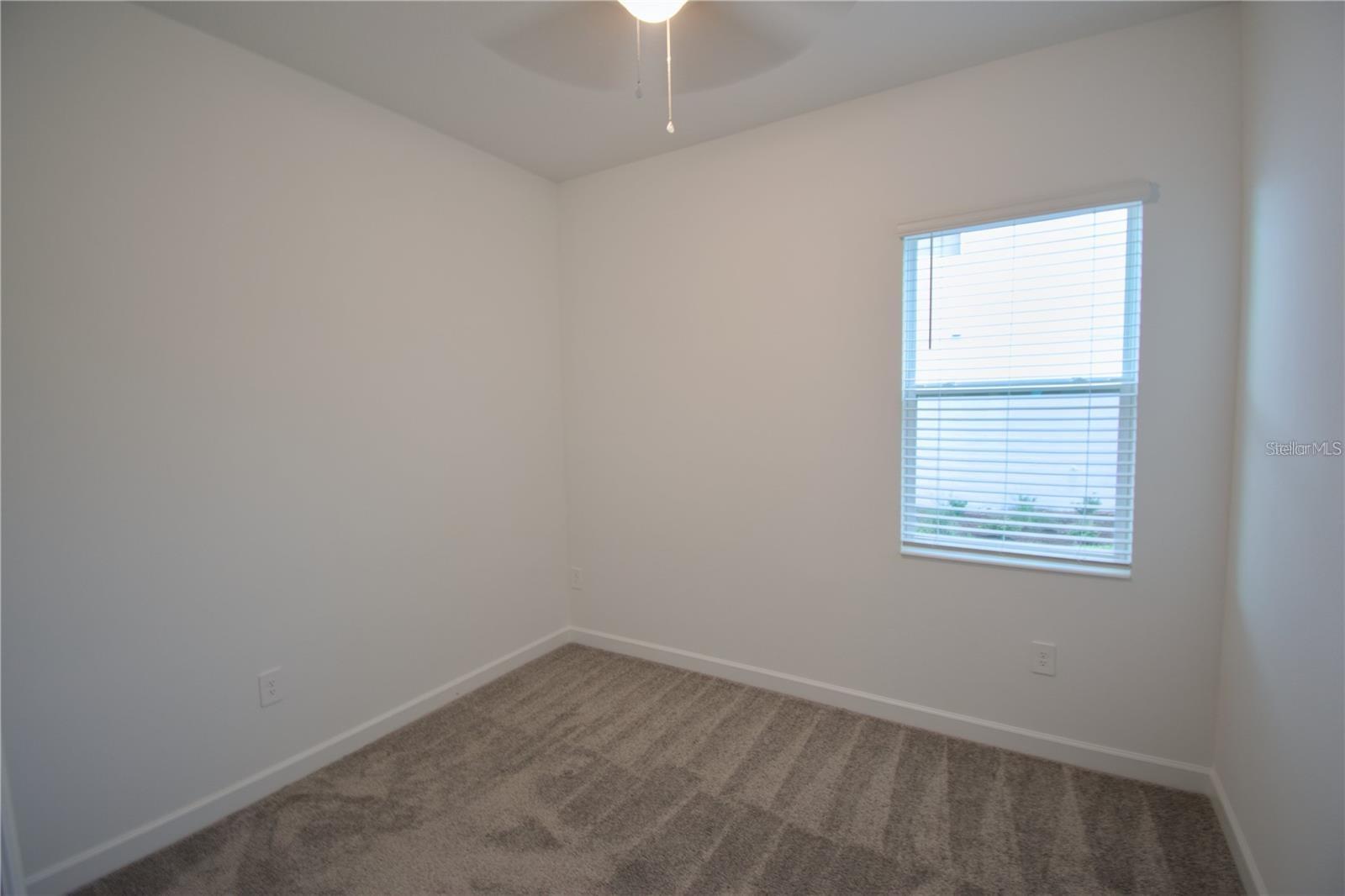 Image 21 of 43 For 10830 History Avenue