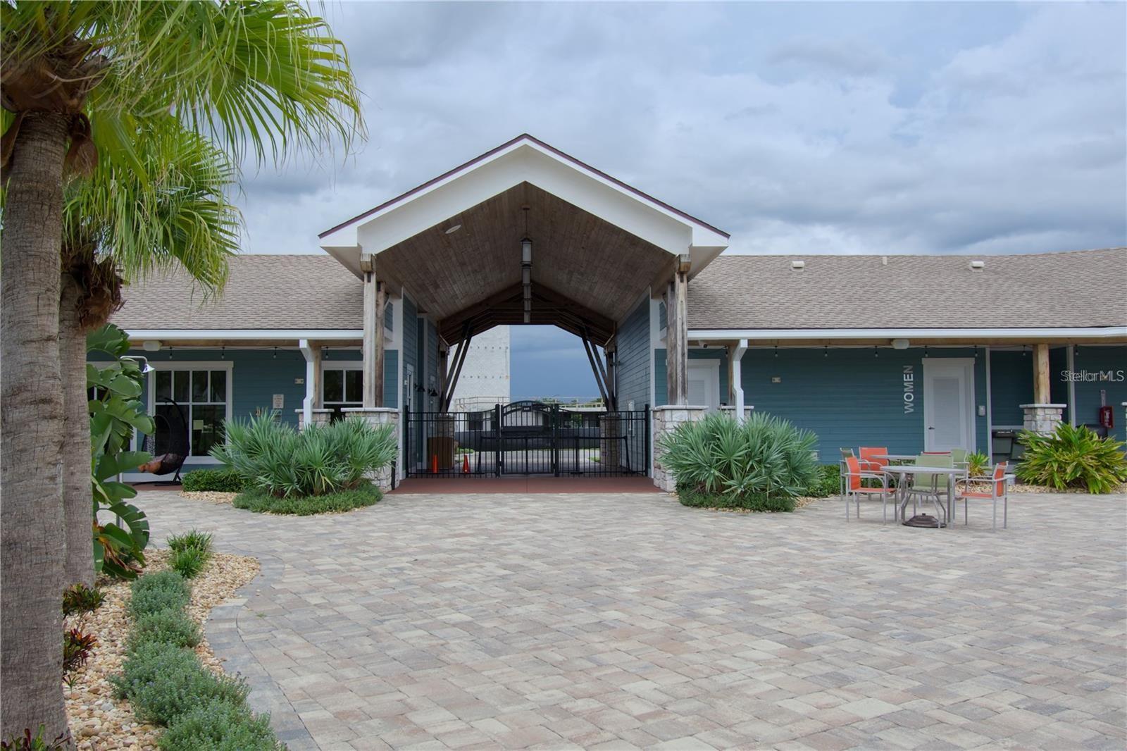 Image 42 of 43 For 10830 History Avenue