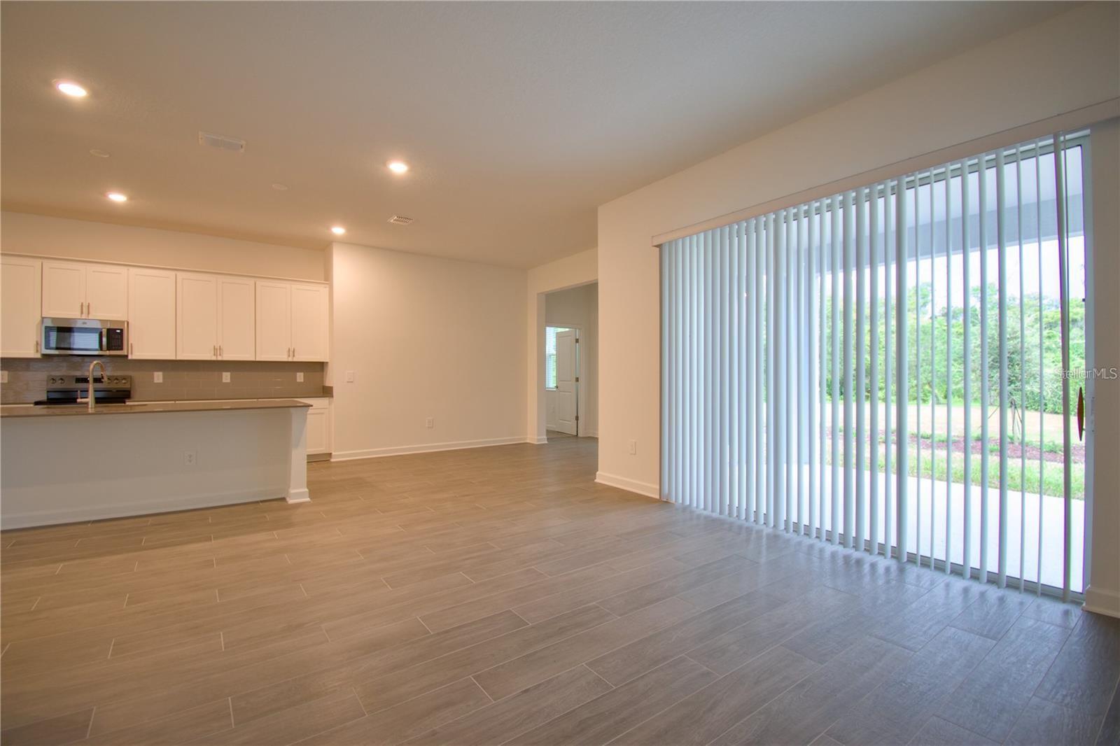 Image 9 of 43 For 10830 History Avenue