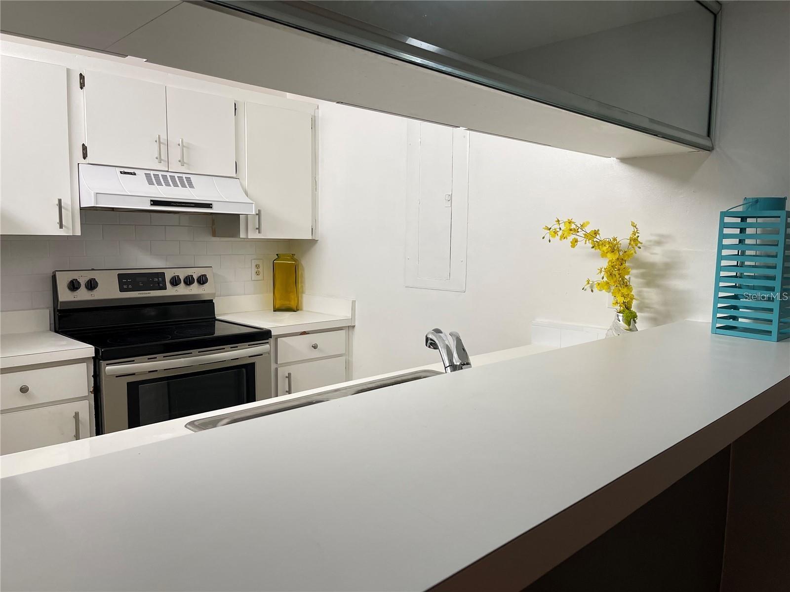 Image 5 of 9 For 2362 Burnway Road 2362