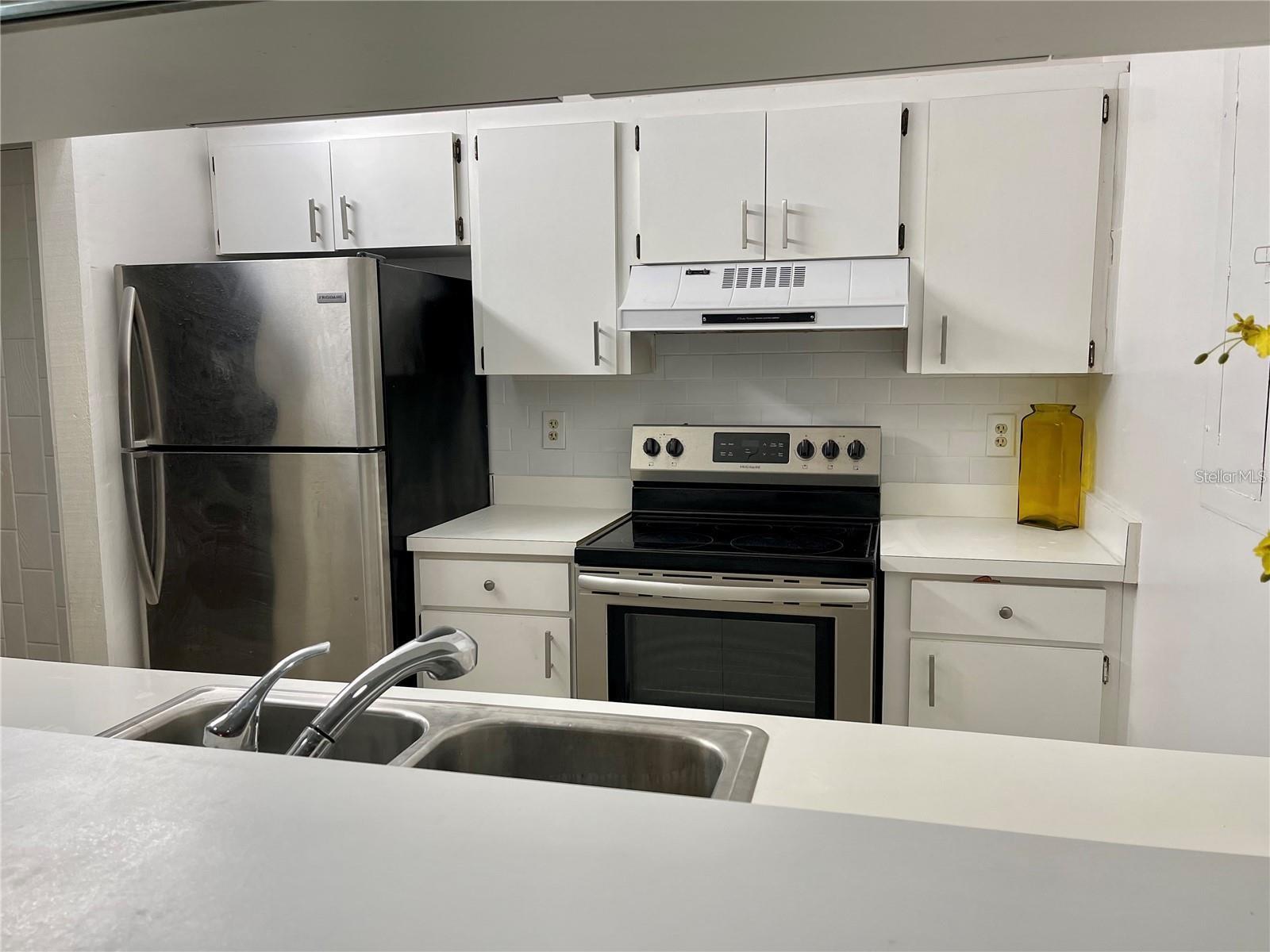 Image 6 of 9 For 2362 Burnway Road 2362