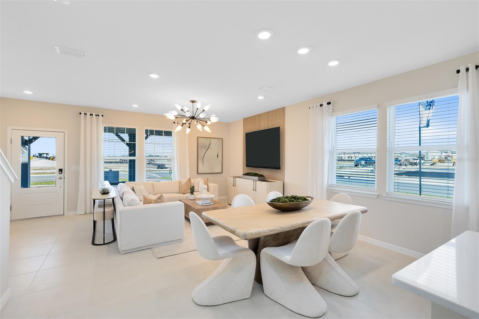 Image 9 of 28 For 2348 Southbury Drive