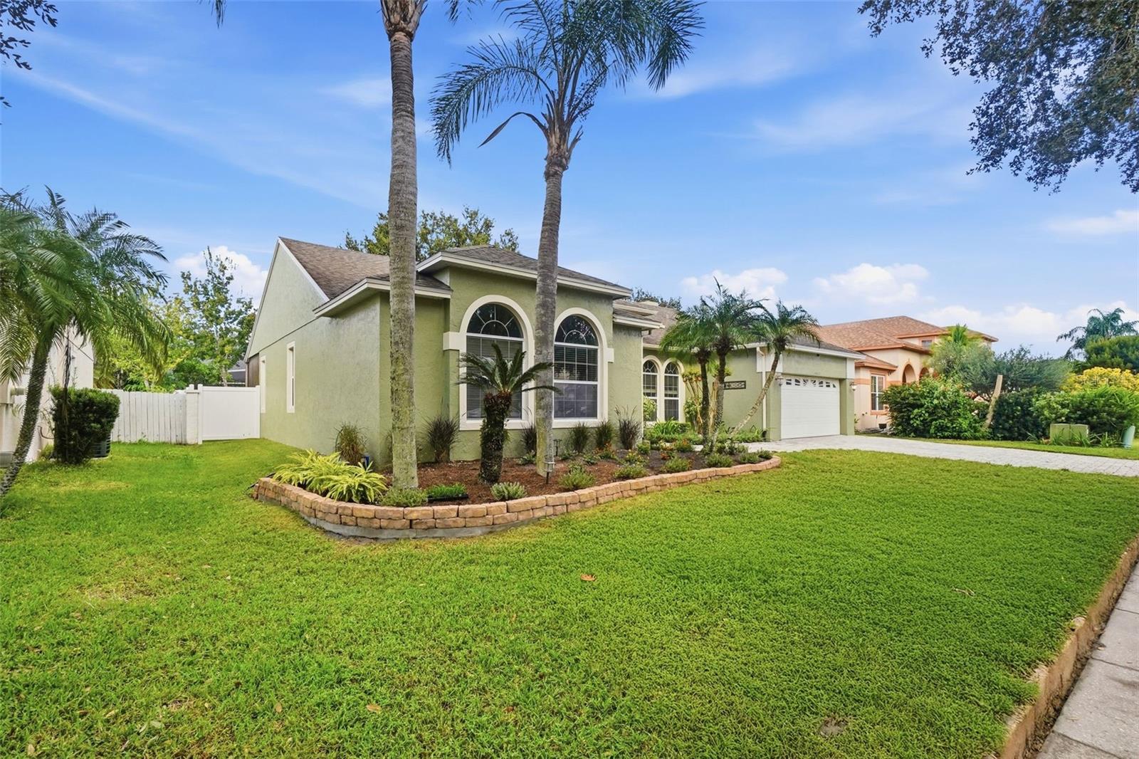 Image 2 of 32 For 14821 Oldham Drive