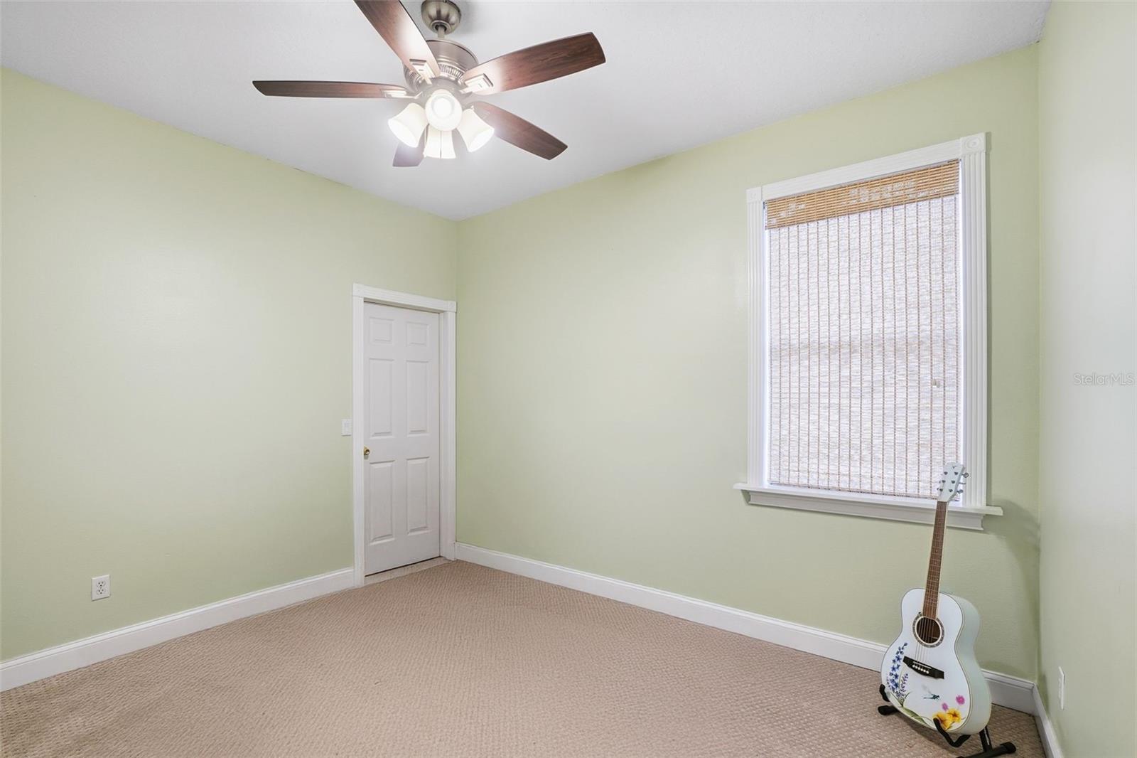 Image 25 of 32 For 14821 Oldham Drive