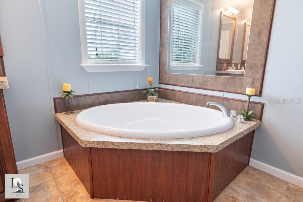 Image 16 of 22 For 5209 Western Drive