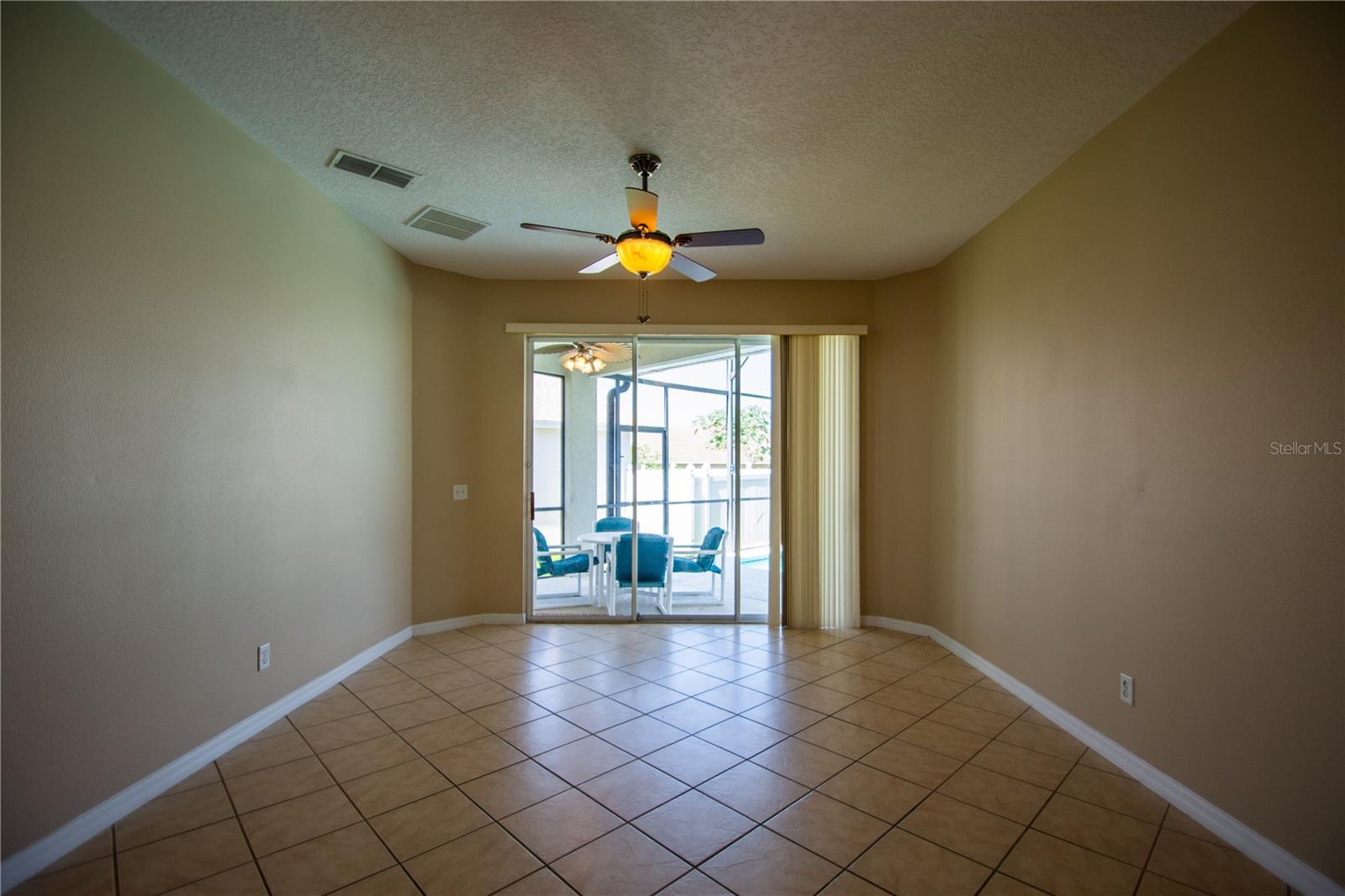 Image 14 of 28 For 1074 Corvina Drive