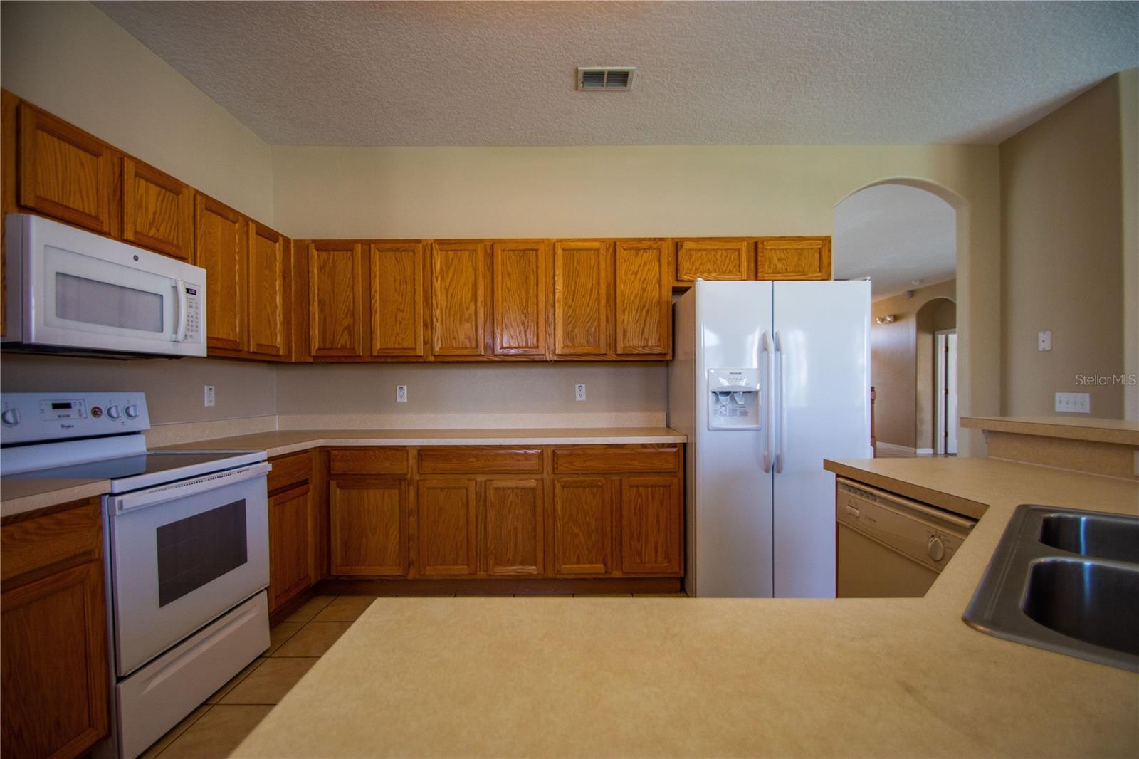 Image 5 of 28 For 1074 Corvina Drive