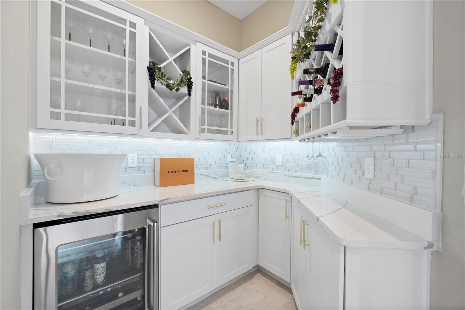 Image 10 of 59 For 15296 Willow Ridge Drive