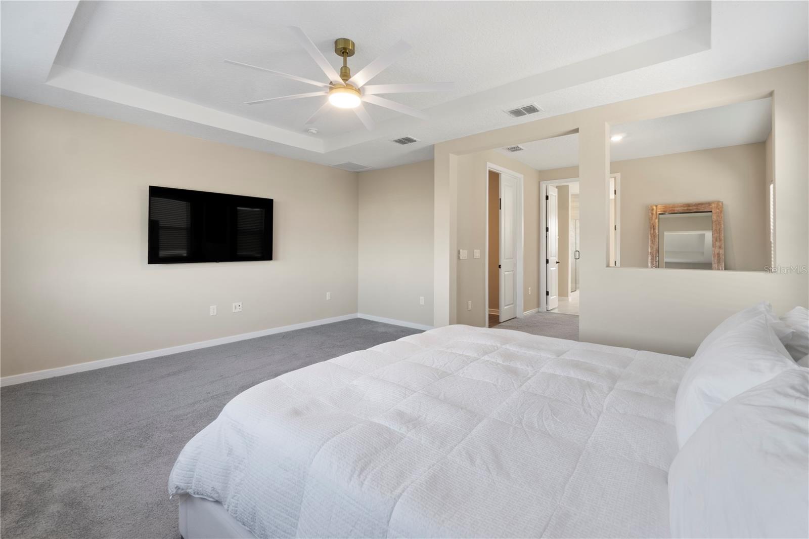 Image 22 of 59 For 15296 Willow Ridge Drive