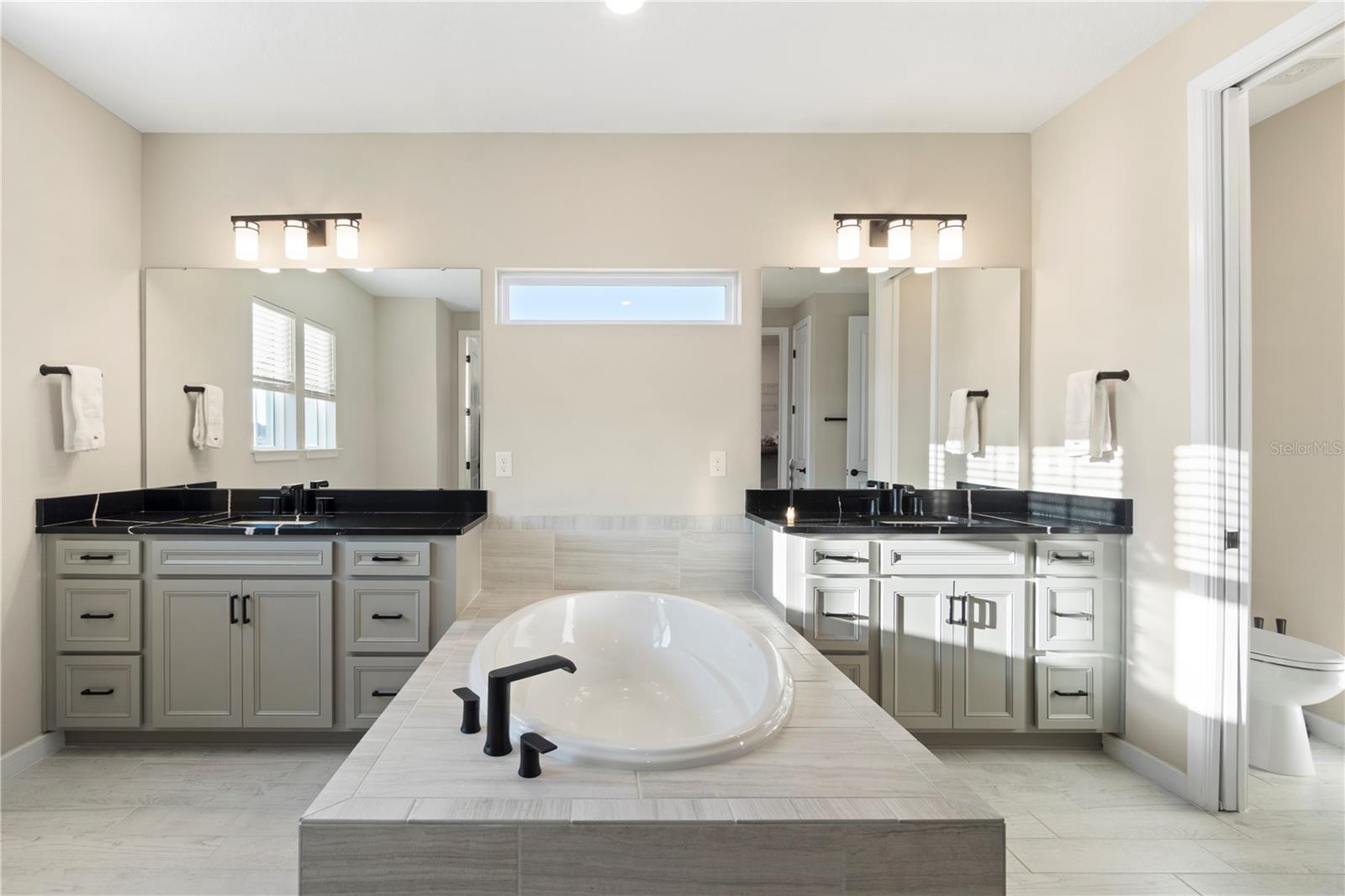 Image 26 of 59 For 15296 Willow Ridge Drive