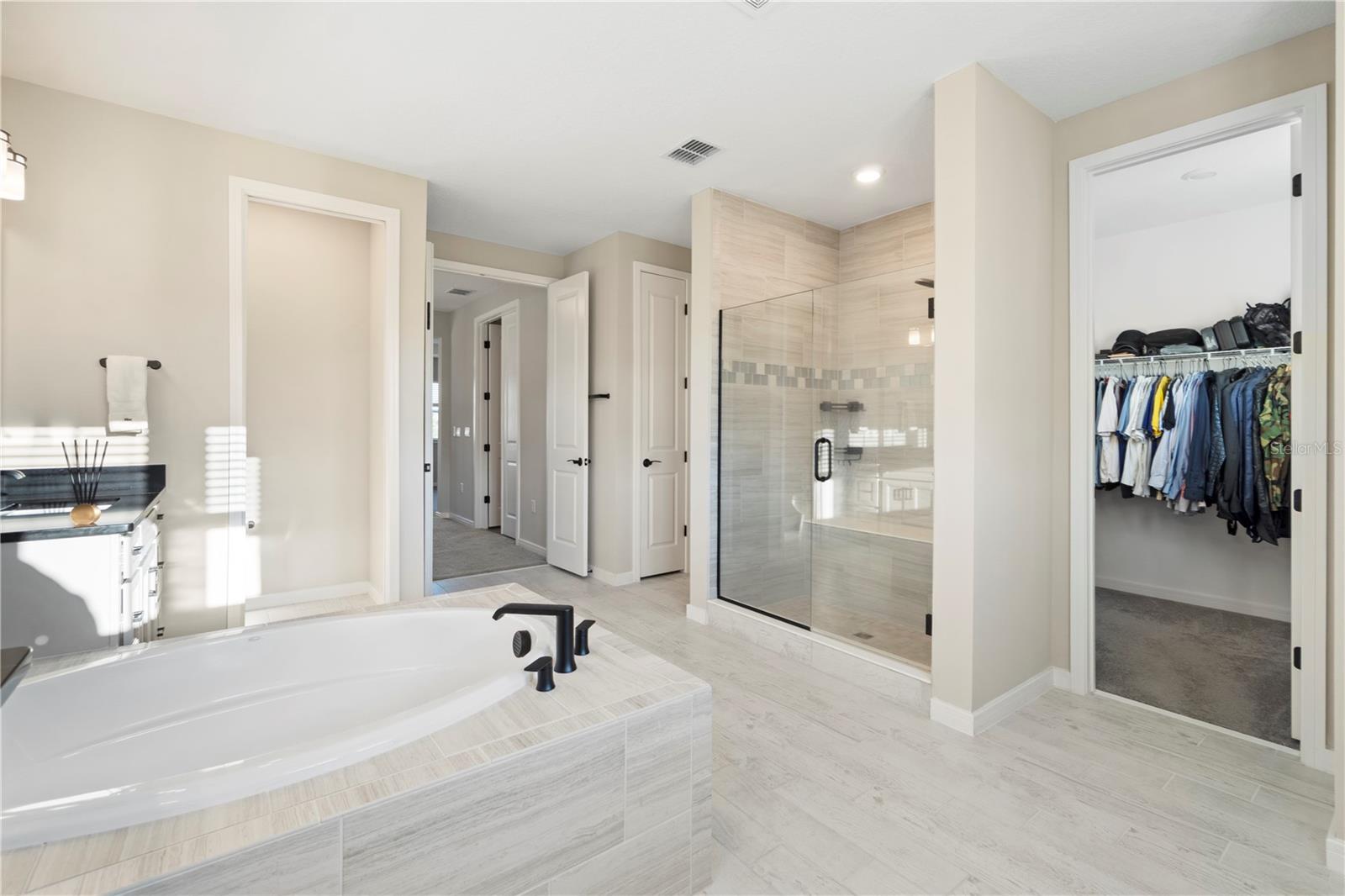 Image 28 of 59 For 15296 Willow Ridge Drive