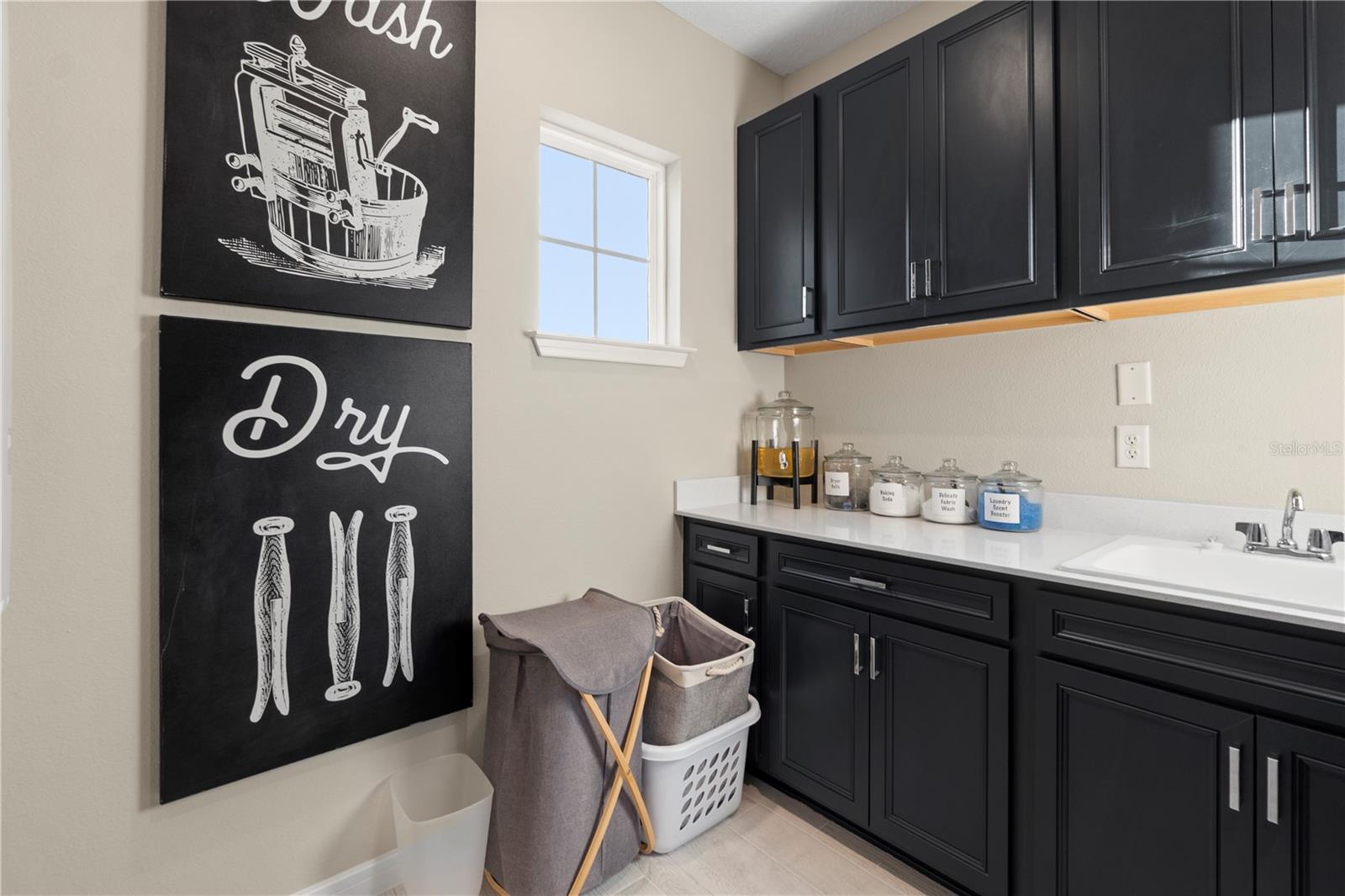 Image 45 of 59 For 15296 Willow Ridge Drive