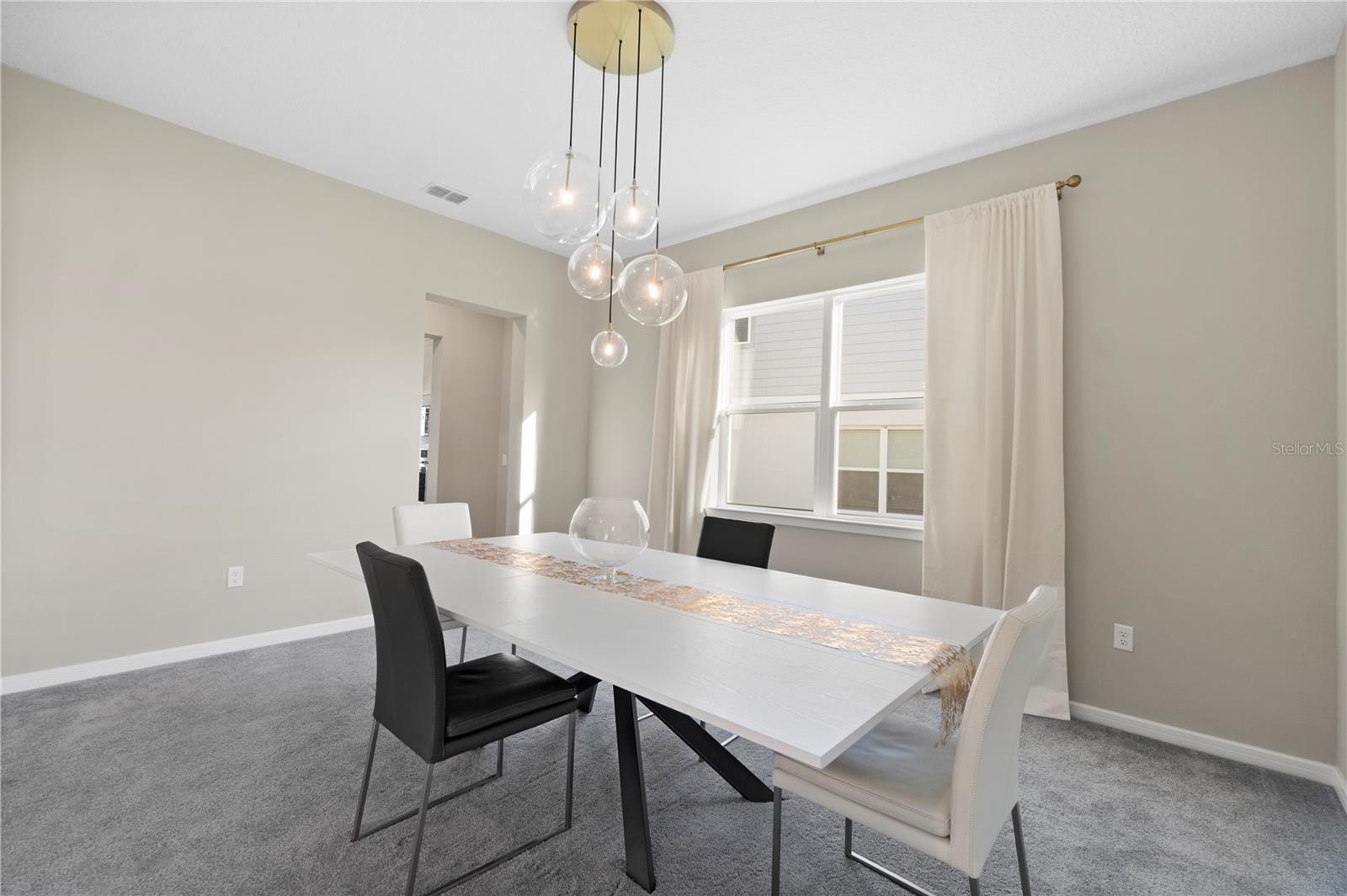 Image 8 of 59 For 15296 Willow Ridge Drive