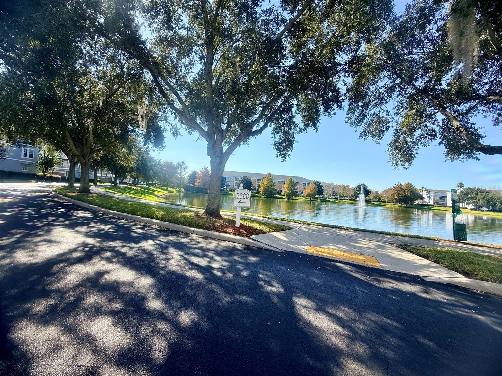 Image 30 of 31 For 2424 Grand Central Parkway 15