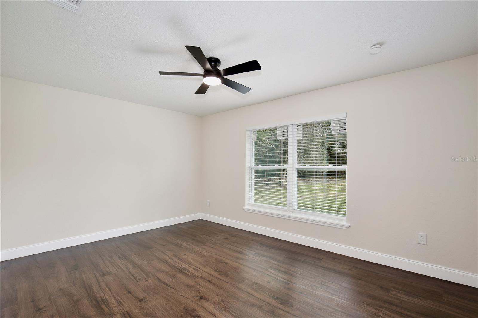 Image 15 of 39 For 1255 Flint Trail