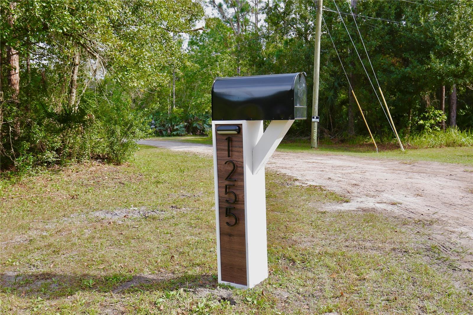 Image 39 of 39 For 1255 Flint Trail