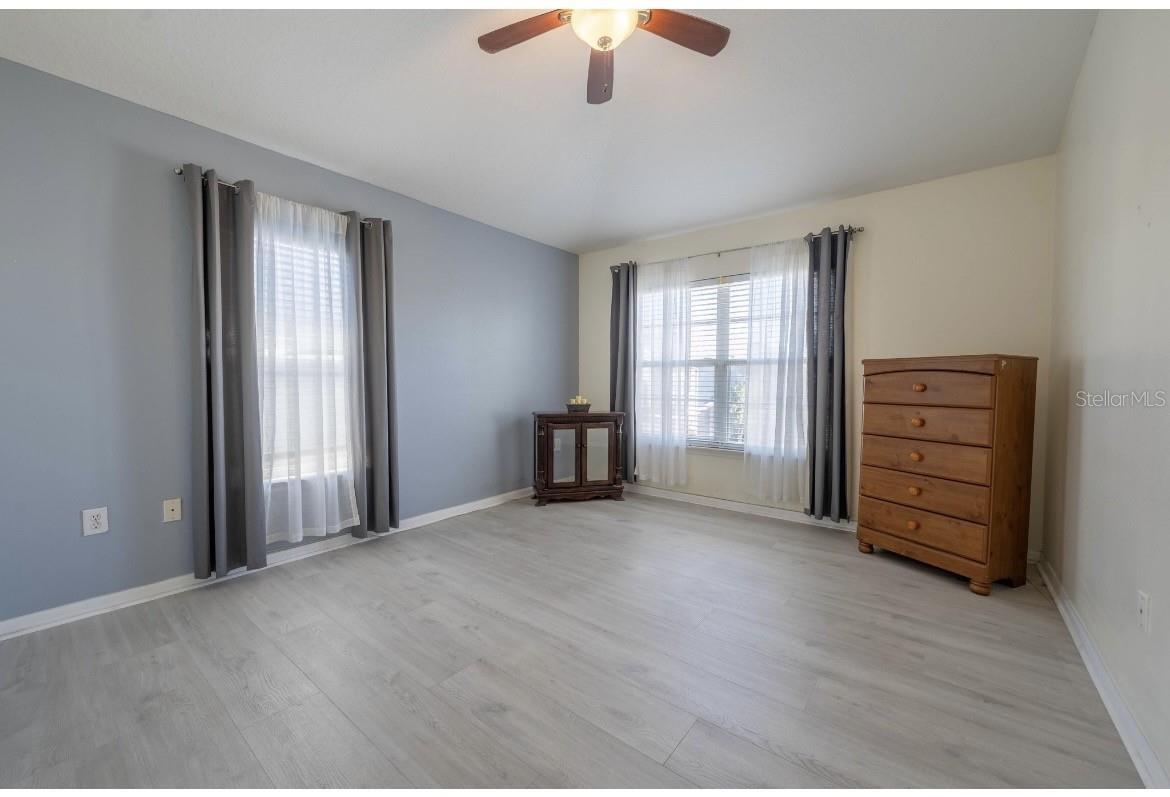 Image 18 of 22 For 6650 Goldenrod Road 123a