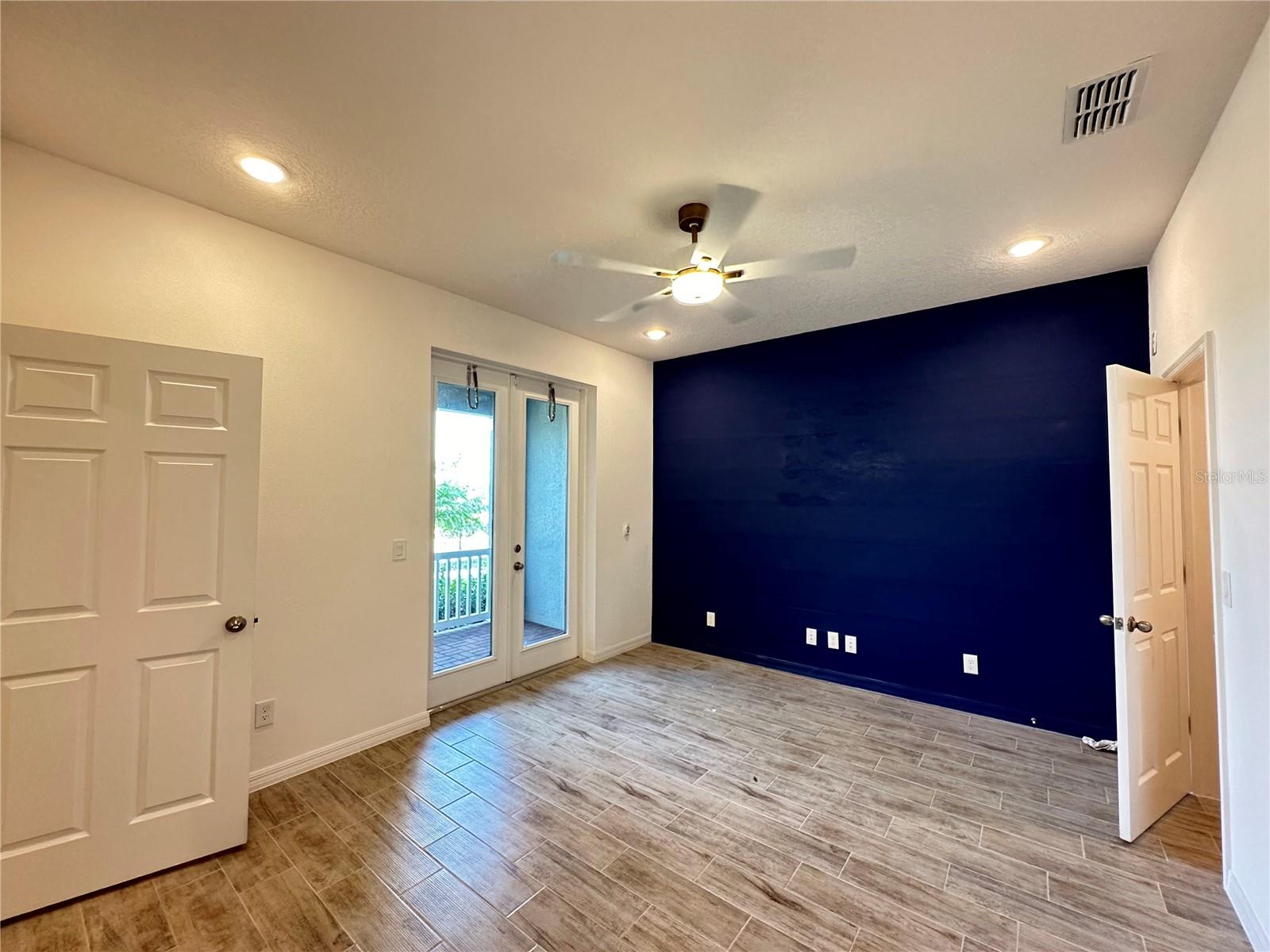 Image 8 of 28 For 7399 Mezzano Lane