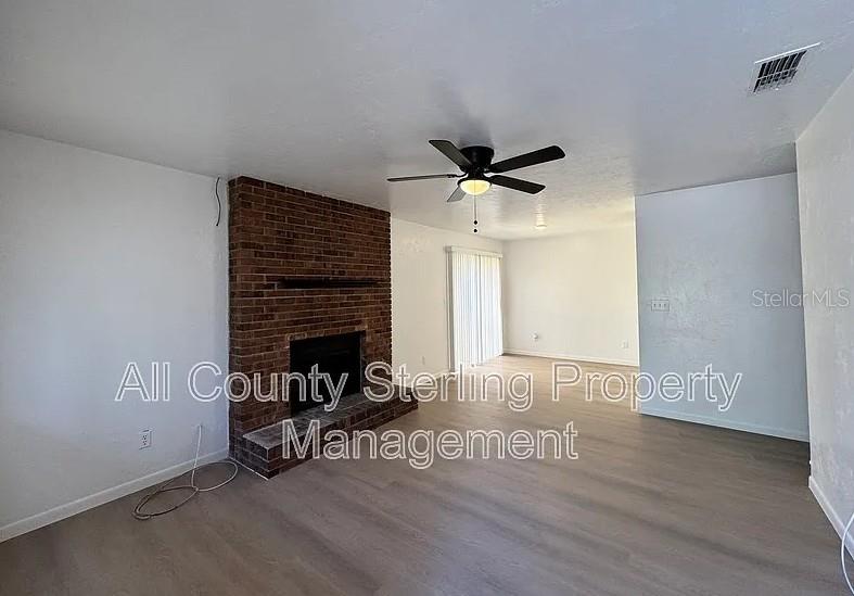 Image 2 of 11 For 4417 71st Terrace 2