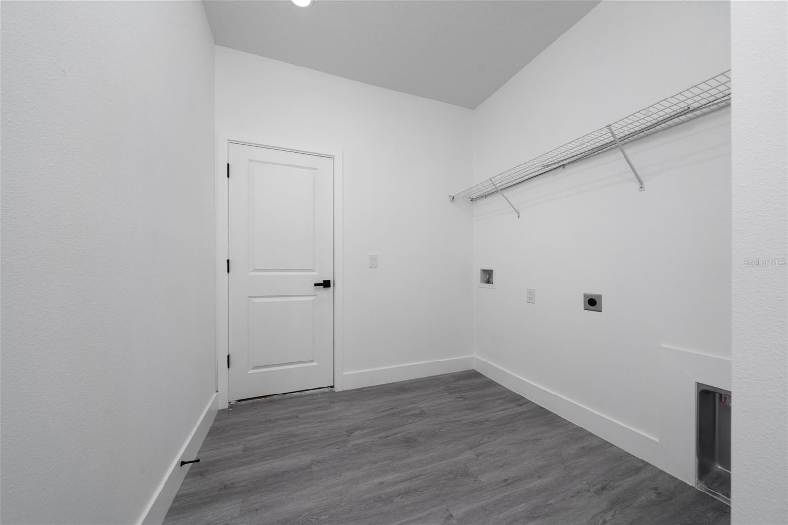 Image 23 of 37 For 3270 Framinghan Avenue Sw