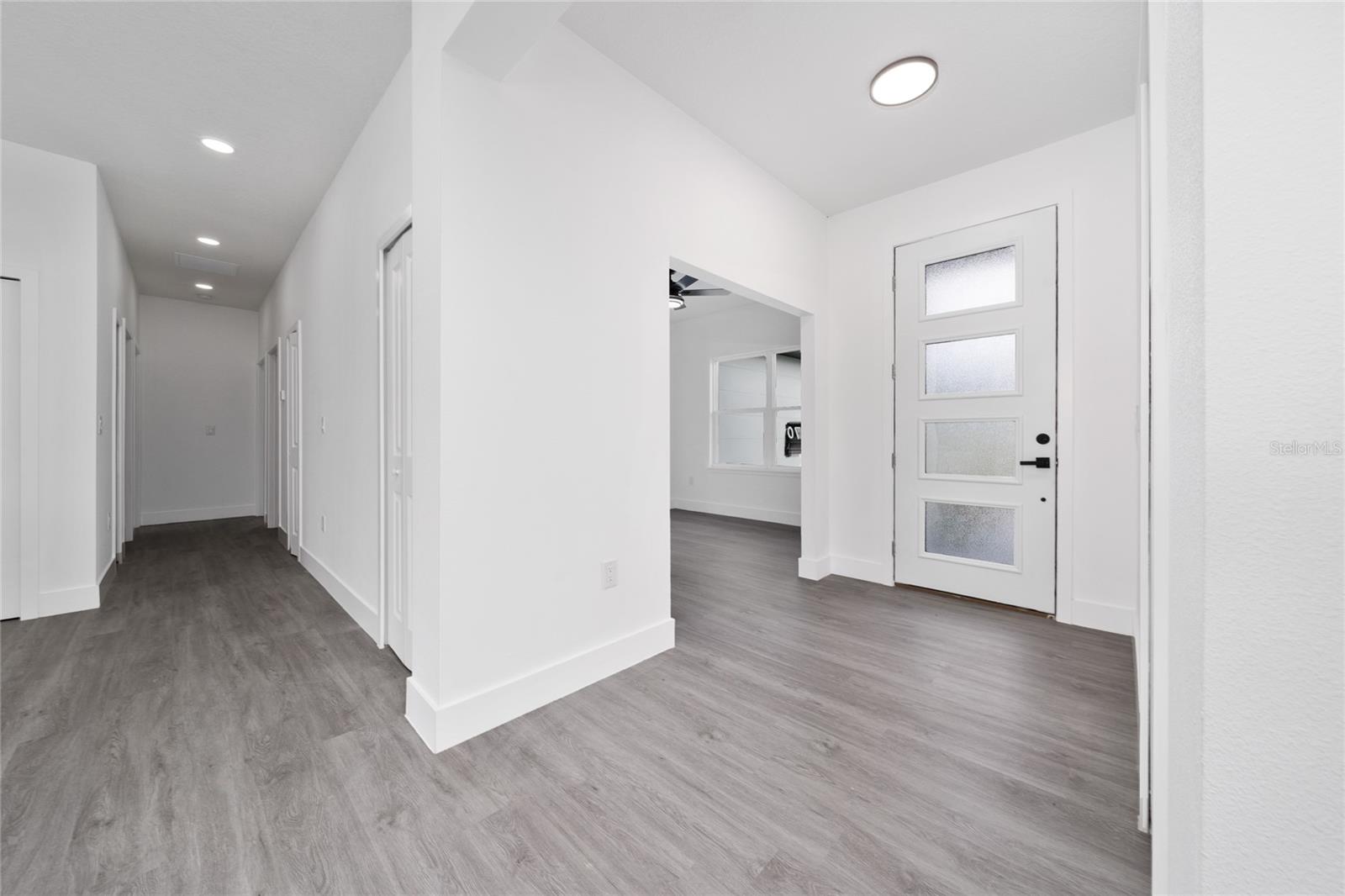 Image 6 of 37 For 3270 Framinghan Avenue Sw